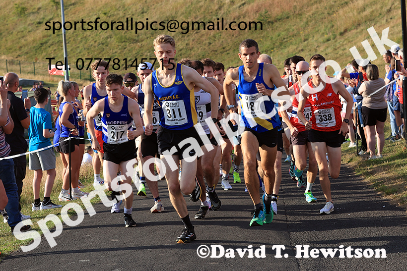 Senior Mens 2025 Sunderland 5k, Silksworth, Sunderland. Photo: David T. Hewitson/Sports for All Pics